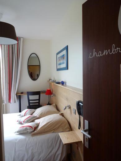 Hotel Beausejour Erquy Room photo